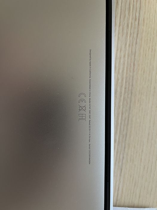 Palmrest Macbook Pro 2019 model A2141 and other components64284327428739122