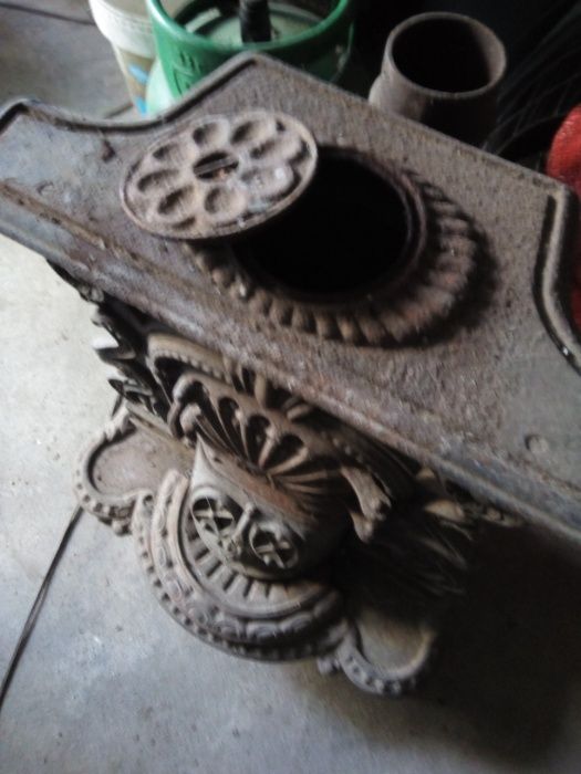 Salamandra a lenha antiga