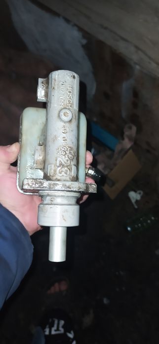Продам головний тормозний циліндр гольф4