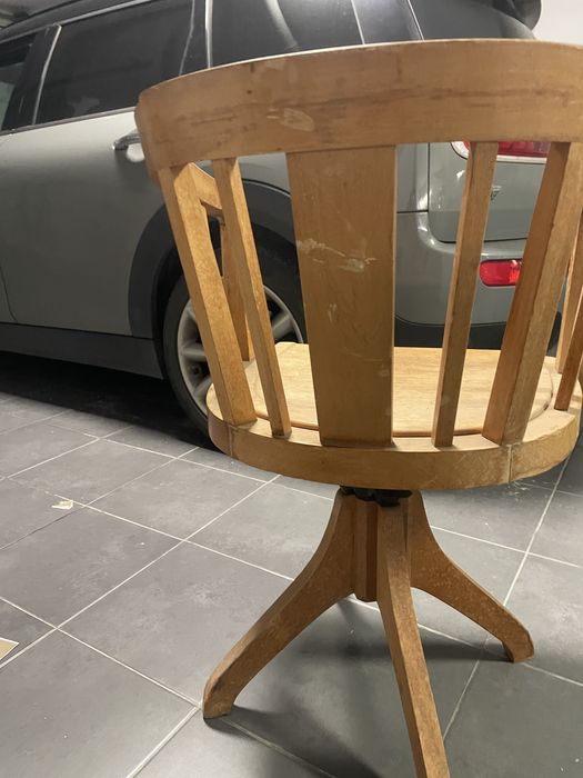 Cadeira Olaio giratória