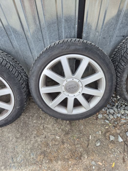 Alufelgi  Audi Sline 17 z oponami zimowymi 215/50