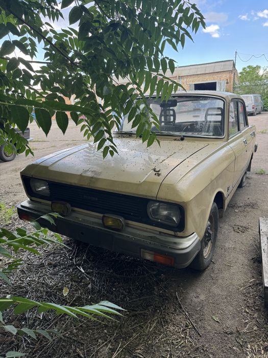 Продам или обменяю  москвич 2140 не на ходу