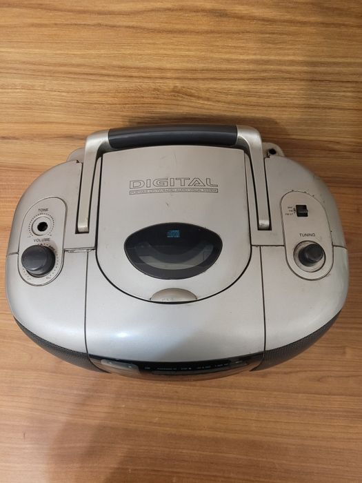 Amstrad radio CD TV 50