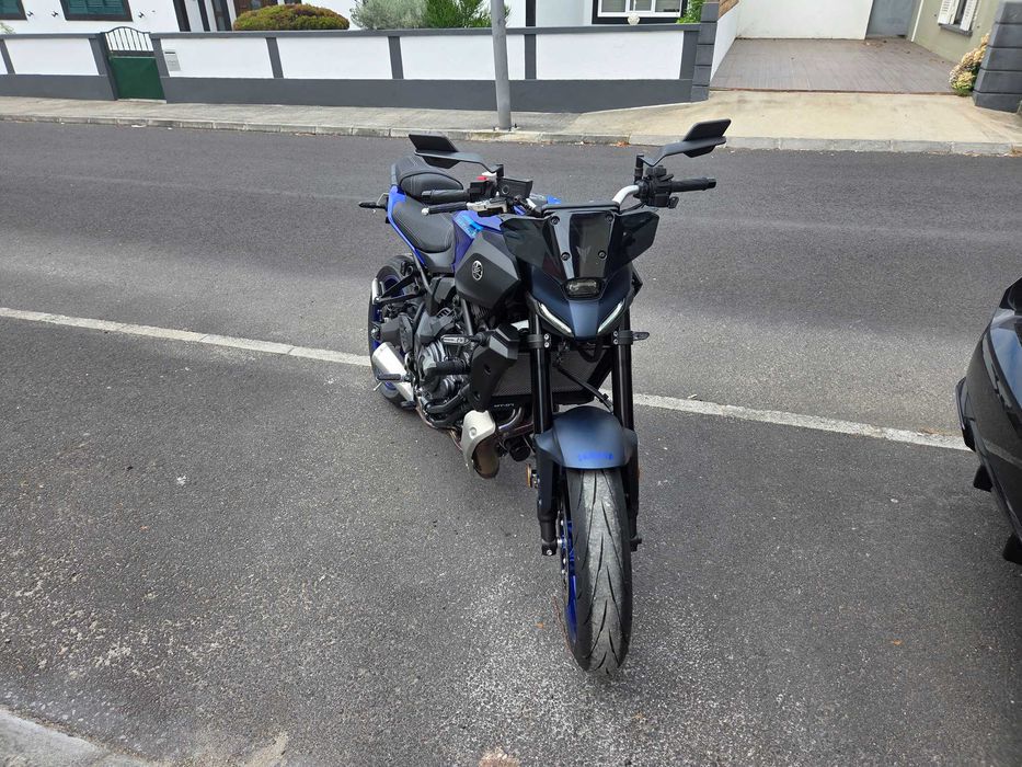 Yamaha MT-07 Y-AMT 2025 Como Nova - 79km - Garantia ate 2028 e mais de 1500 Euros em Extras