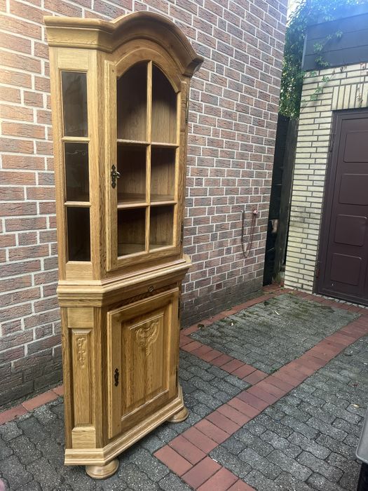 Witryna dębowa narożna