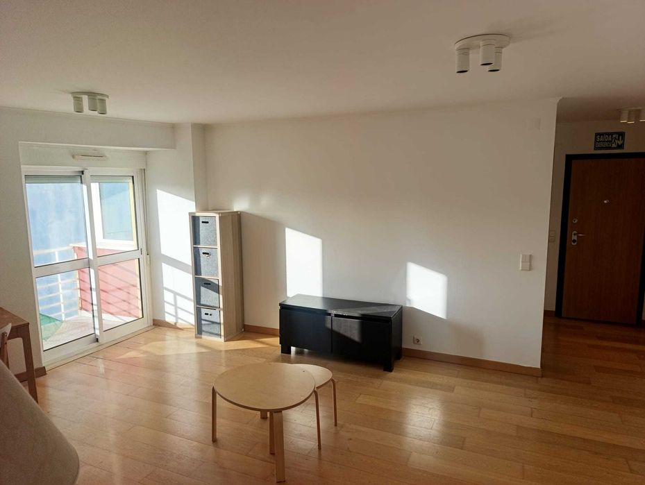 T1 Olaias com 1 lugar de parqueamento