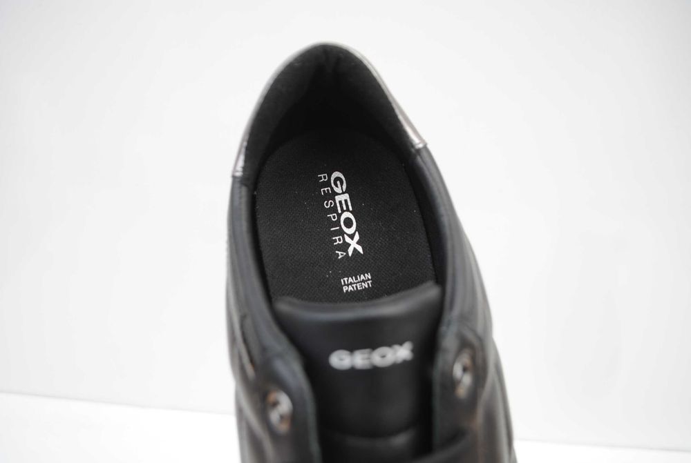 sneakersy marki Geox