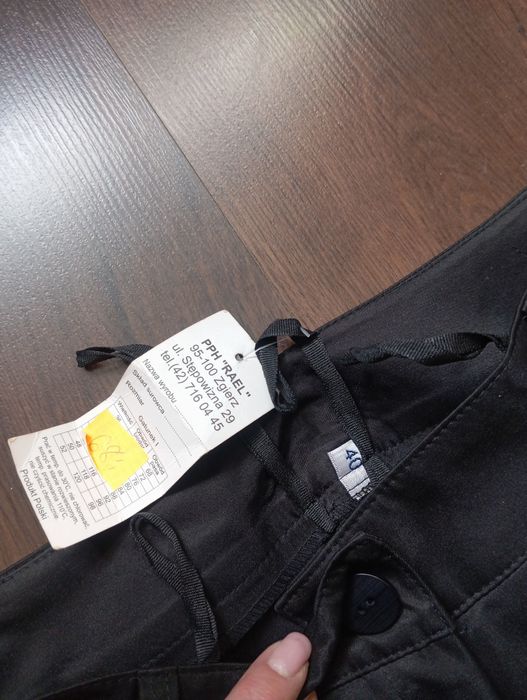 Spodnie damskie w kant rozmiar L