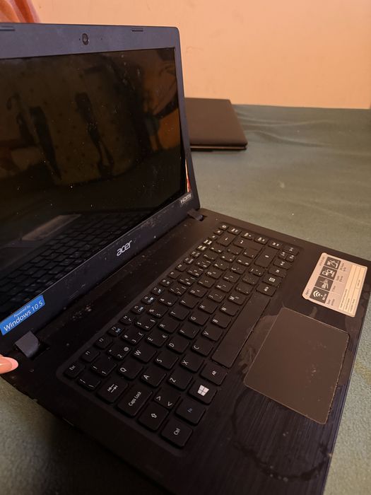 Computador Acer Aspire 1