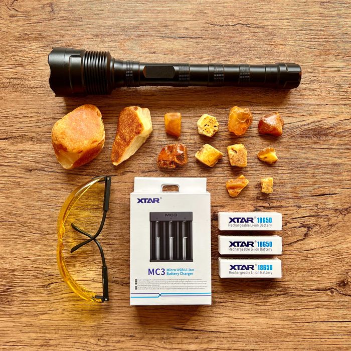 Zestaw PRO - latarka UV na bursztyn