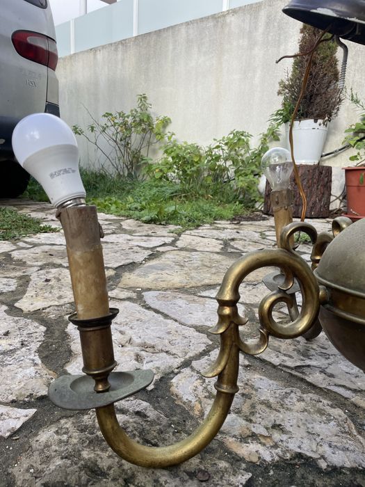 Candeeiro antigo de tecto