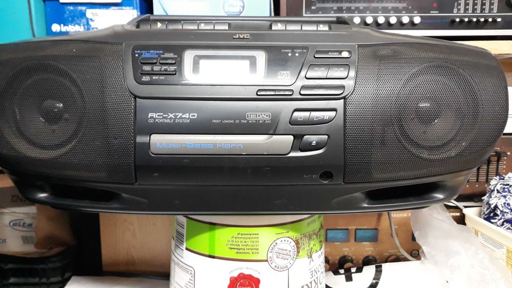 Radiomagnetofon dwukasetowy