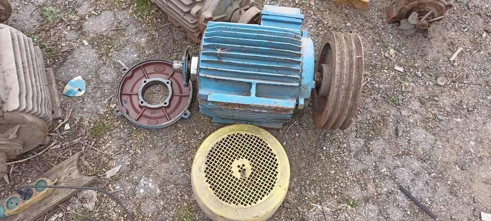 Электродвигун трифазний 15 та 10 кВт. 1500 об.