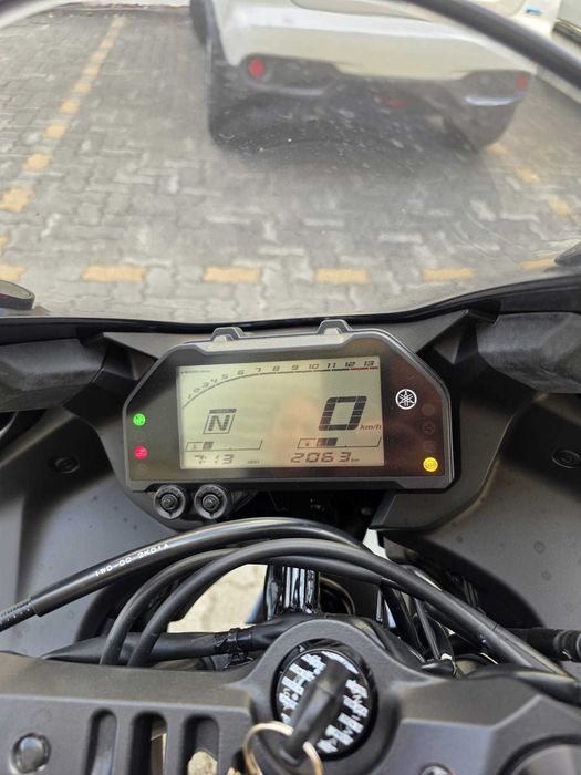 Vendo Yamaha YZF320-A — Apenas 2.063 km!