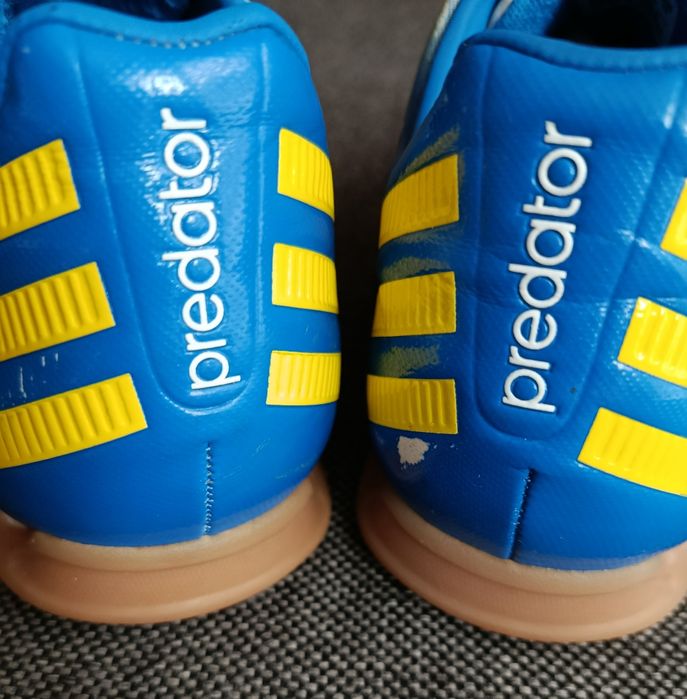 Buty piłkarskie halowe Adidas Predator Absolad rozmiar 38