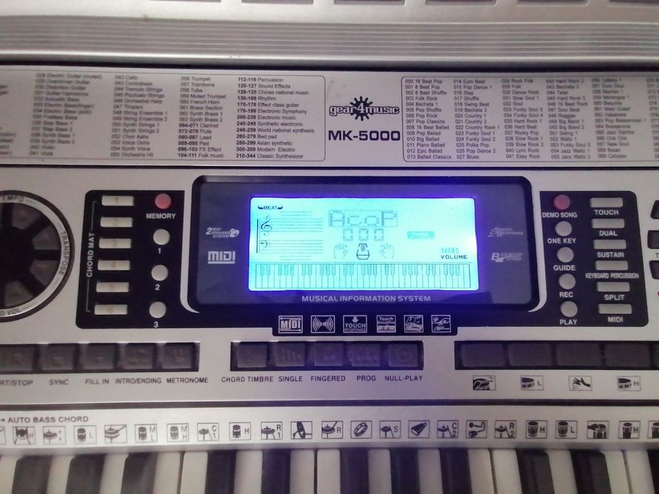 MK-5000 Teclado Portátil Gear4music