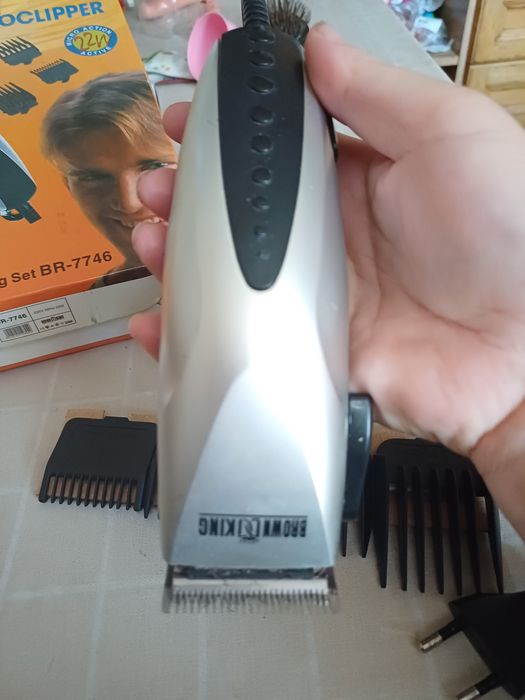 Машинка для стрижки.
