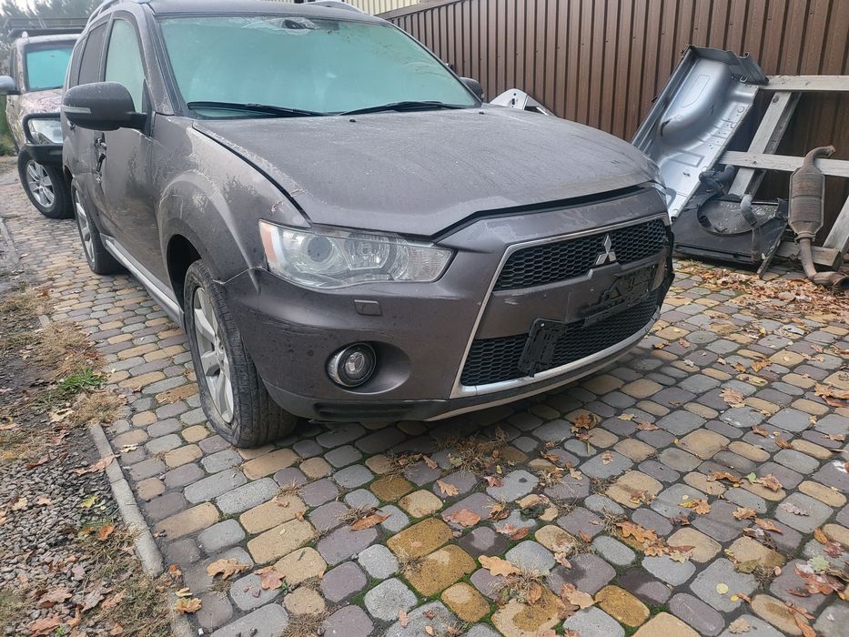 Разборка авторазборка запчасти автозапчасти outlander XL 2.0 дизель