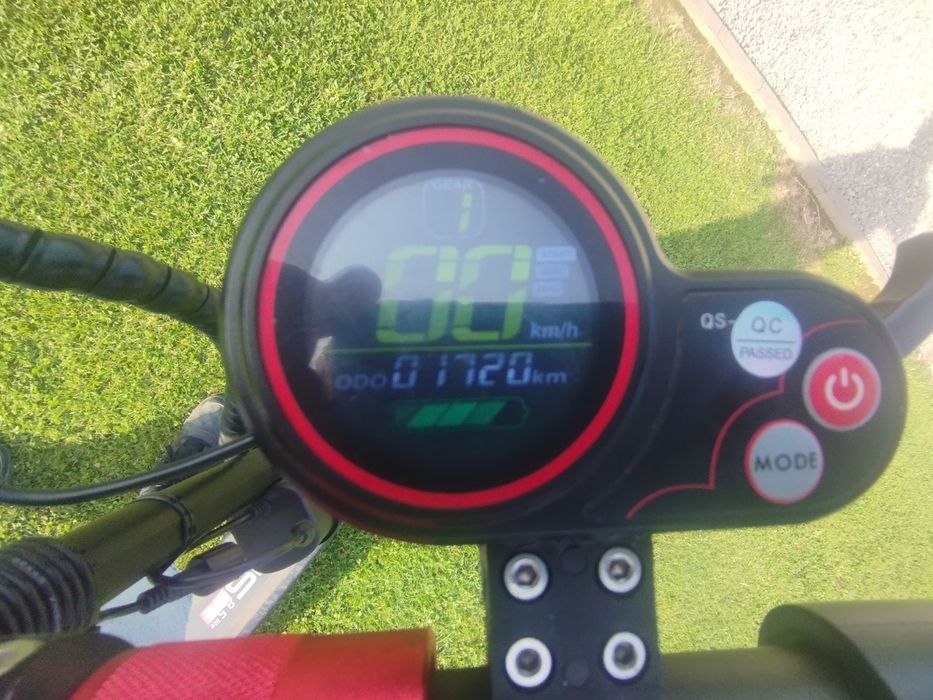 Hulajnoga elektryczna Motus 8,5 lite pro