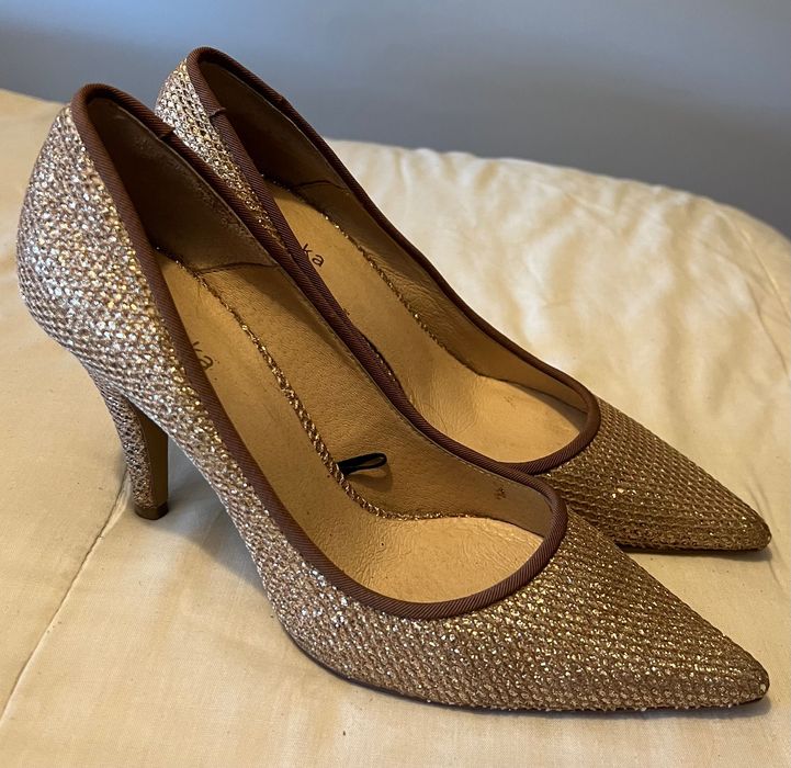 Sapato - Salto alto brilhos - Bershka - 37 - usado 2 vezes