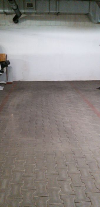 Miejsce postojowe Konfederacka 4A