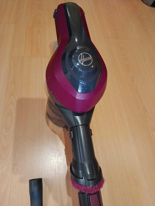 Aspirador vertical hoover como novo