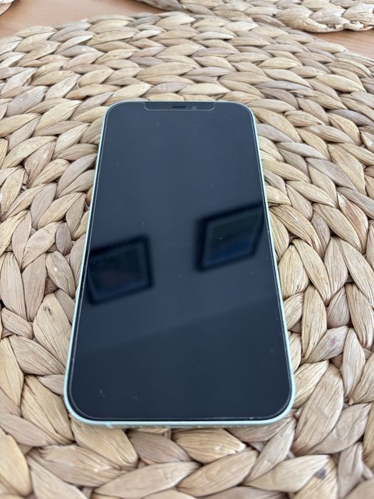 Iphone 12 stan bardzo dobry
