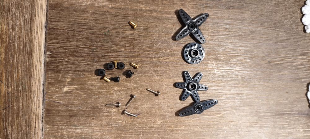 Sprzedam nowe rc servo 25kg