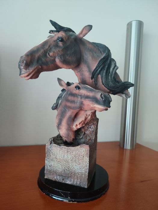Estatueta Cavalos