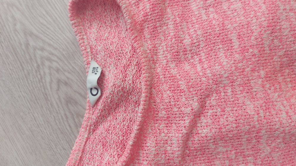 3 Bluzy 128/140 cubus hm