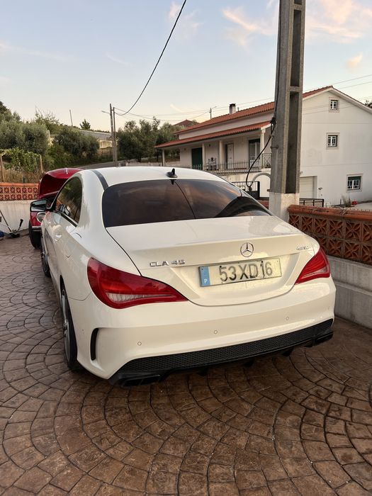 Mercedes-Benz CLA45 AMG