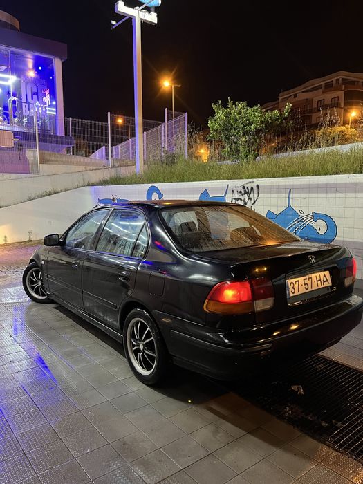 Honda Civic 1.5 V-TEC — photo 2