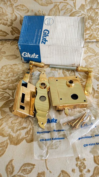 Zamek drzwi lub furtki Glutz mosiądz mosiężny połysk