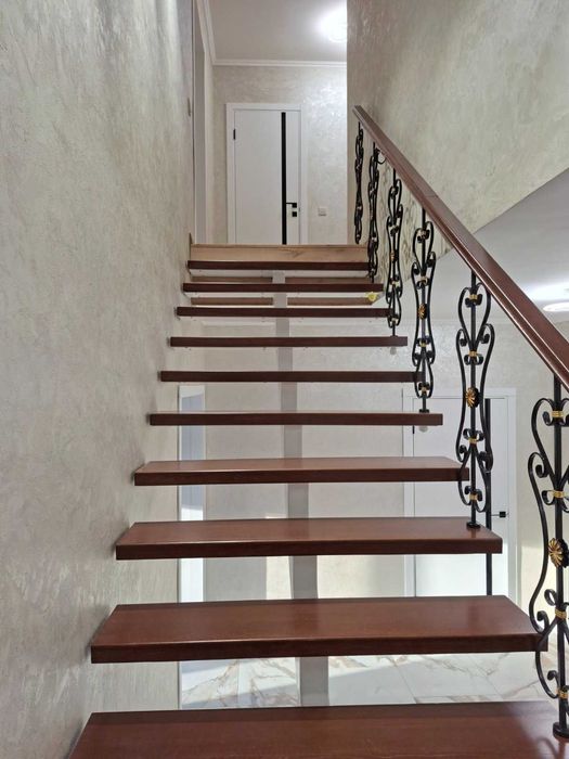 Продається сучасний  будинок з ремонтом 2025 року