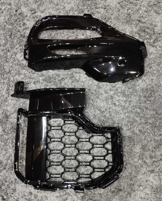 BMW X5 G05 решітка бокова нижня M пакет 51118069210 51118069209