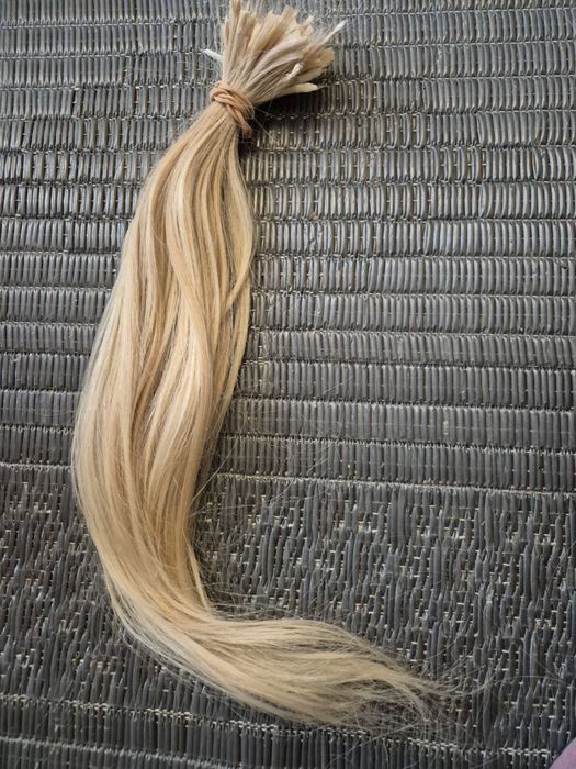 Натуральне волосся для нарощення