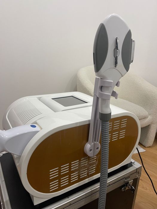 Máquina de depilação a laser