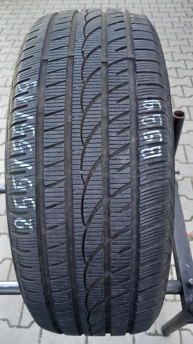 255/55/19 RoyalBlack Royal Winter 111H