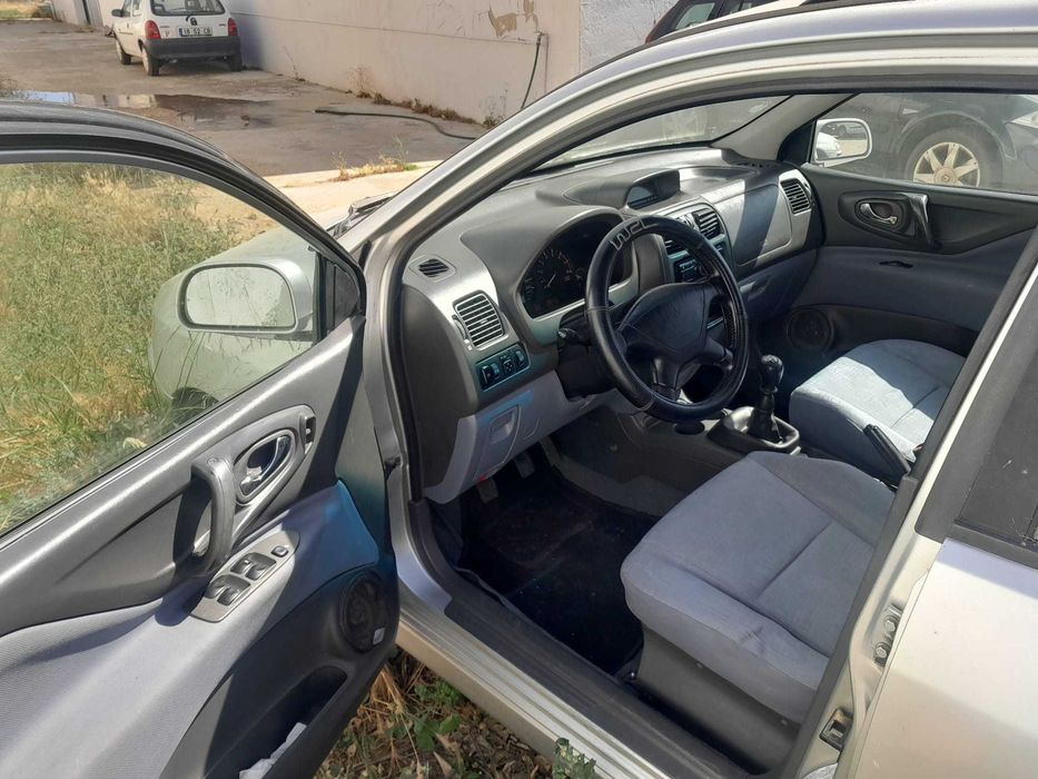 Carro Mitsubishi usado