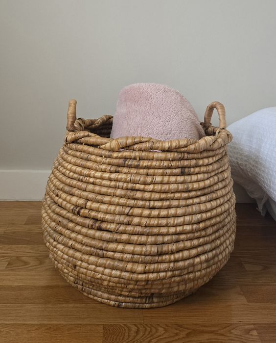 Cesta decorativa/ arrumação