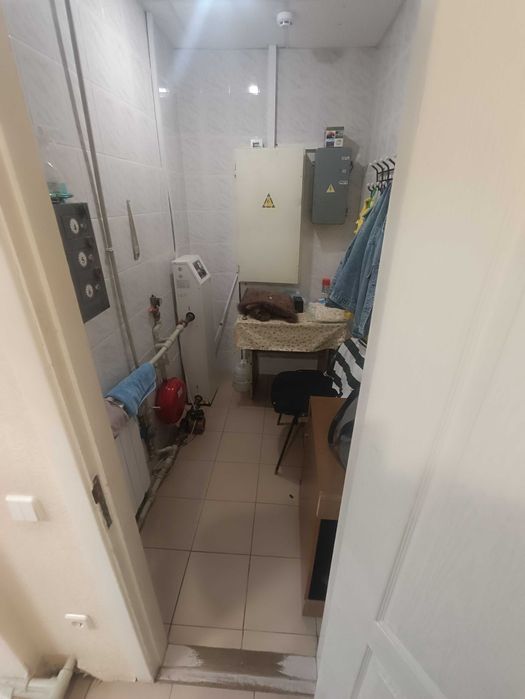 Нежитлові приміщення в одноповерховій будівлі, площею 144,2 кв.м. - View 6
