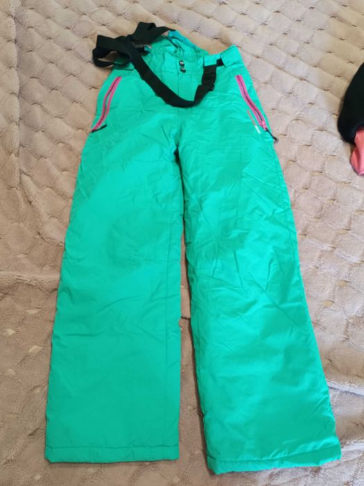 Штаны полукомбинезон теплые на девочку рост 134