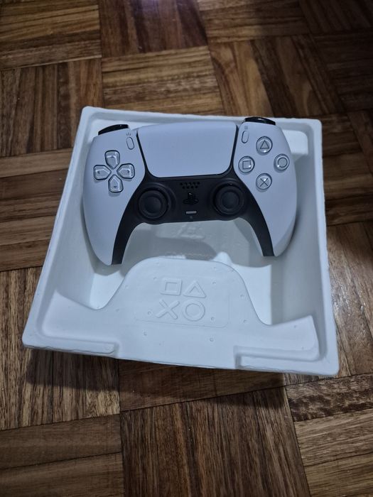 Comando Ps5 novo ainda na garantia