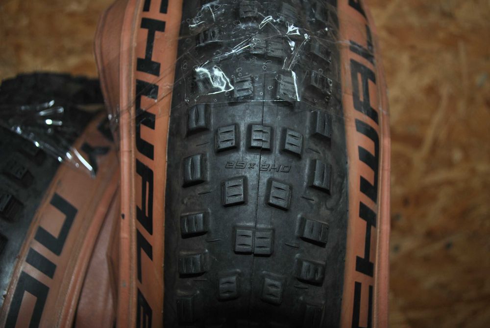Zestaw Opon SCHWALBE Nobby Nic HS602 29x2.40 bronze zwijane