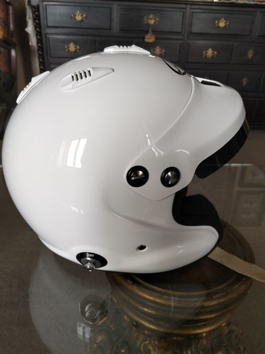 Vende-se Arai GP J3