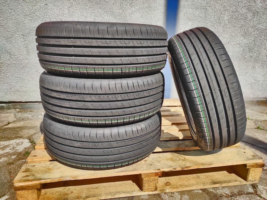 KOMPLET Opony letnie 195/60 R18 Goodyear Efficientgrip Performance