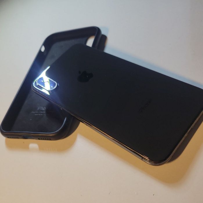 Обмен iPhone XS 64 GB