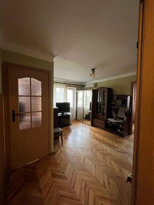 Продаж квартири по вул Коновальця, Держпрограми.