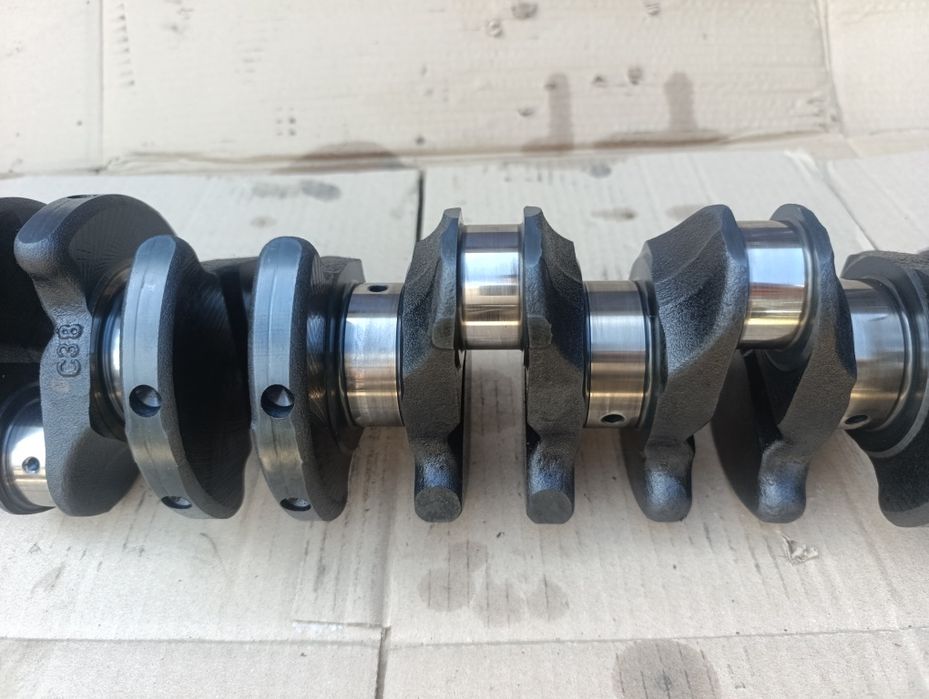 Коленвал M51 2.5 TDS Колінвал BMW e39 E38 бмв  Е39 е38