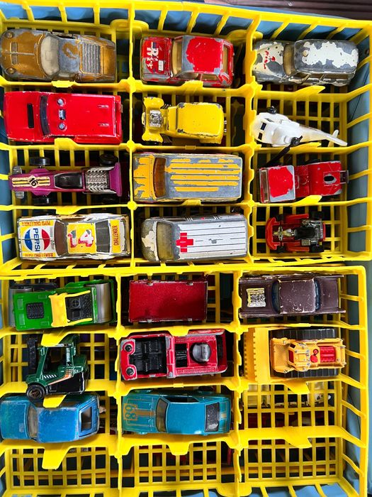 Walizki Matchbox kolekcjonerskie plus modele